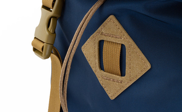 A close shot of the diamond lash point on the Guide's Pack.